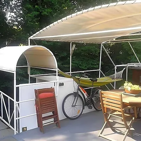 Boat For Guest Ξενοδοχείο 3*
