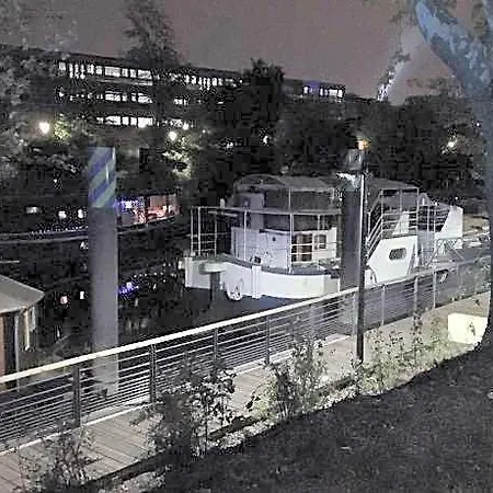 Botel Boat For Guest